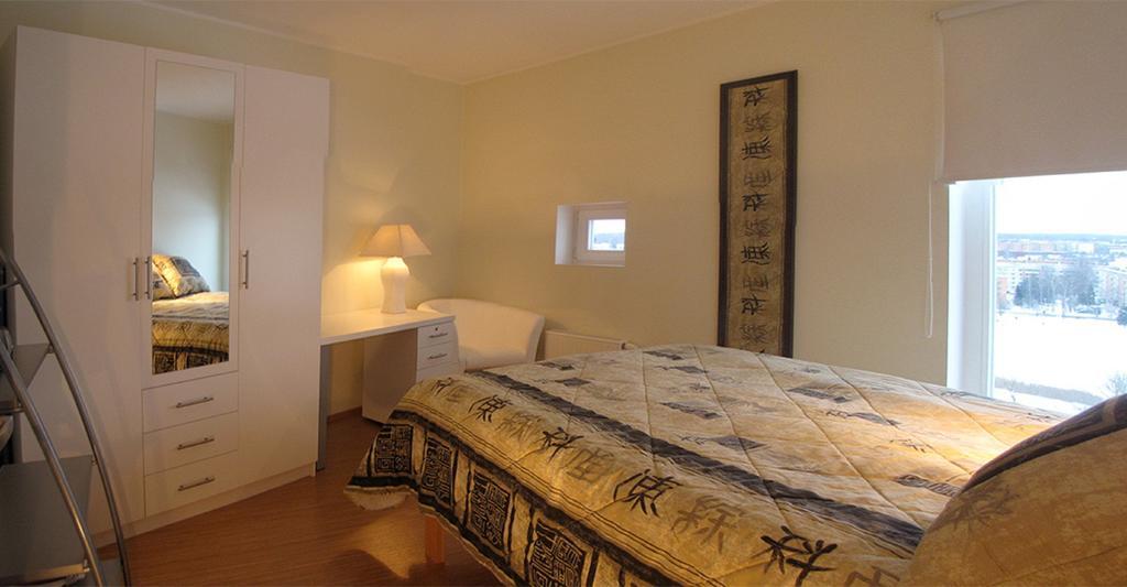 Wilde Guest Apartment Tigutorn 塔尔图 客房 照片